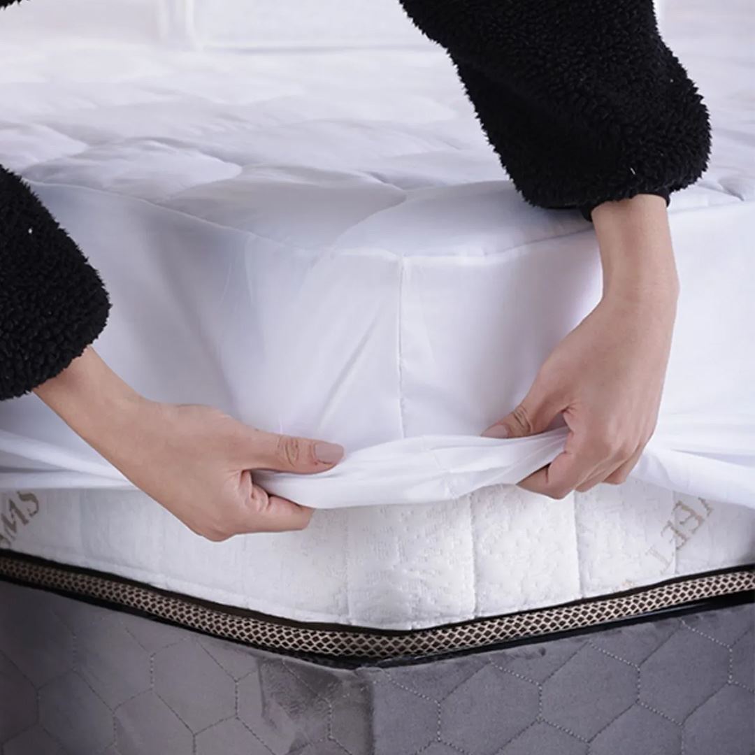Çift Kişilik 180x200 Yatak Koruyucu Kapitoneli Tam Kenar Lastikli Alez